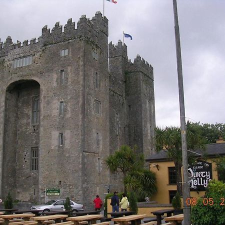 Bunratty Arms B&B Экстерьер фото